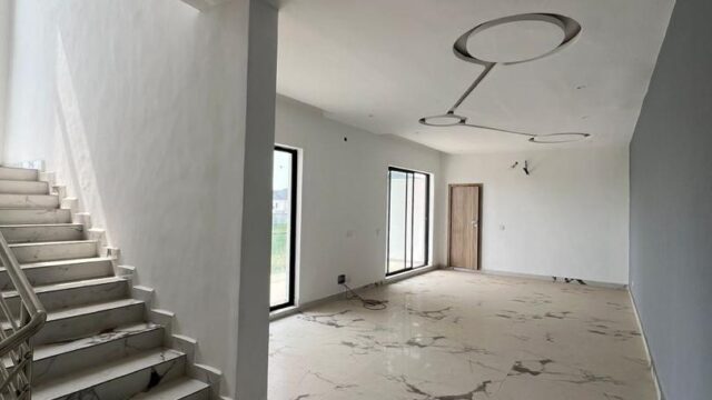 WhatsApp Image 2025-06-27 at 16.43.57 (1)